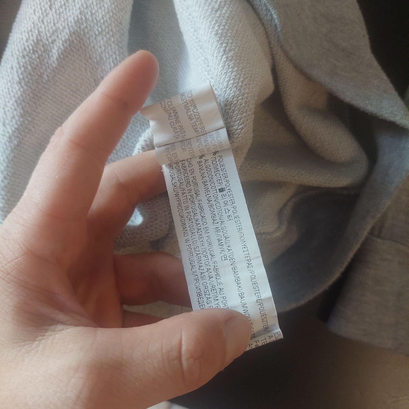 Pull&Bear Maglioni & Felpe: Pull&Bear Sweatshirt, taille L, bon état, confortable – Usato da Martigny venduto da vcl_ny2t 2