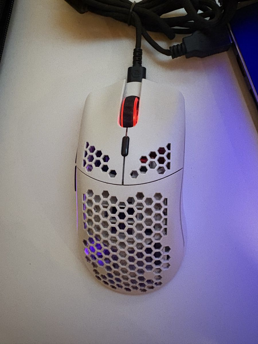 Maus: Glorious Model O Wireless White Mouse – Neu (gemäss Beschreibung) aus Zwillikon von nti_j8gs 4