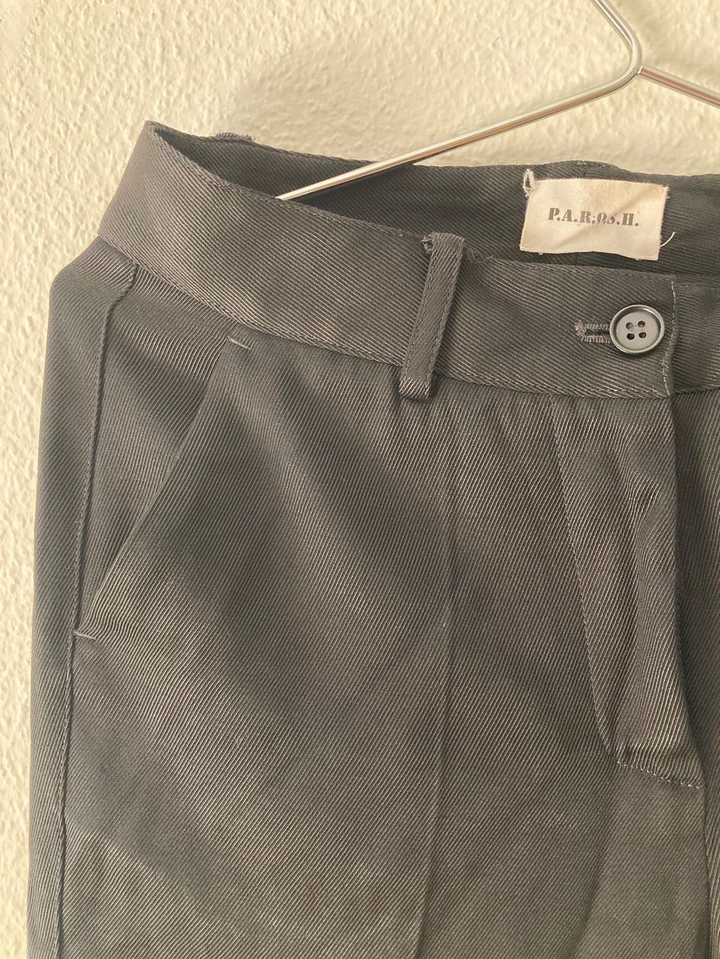 Pantaloni: Parosh Stoffhose schwarz – Usato da Zürich venduto da julia_le 1