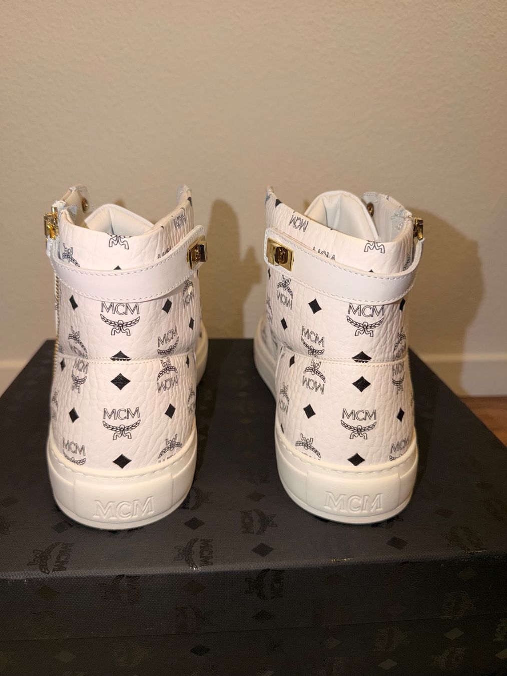Mcm Herrenschuhe: MCM Sneakers NEU – Neu und originalverpackt aus Zug von mcm.v.i 3
