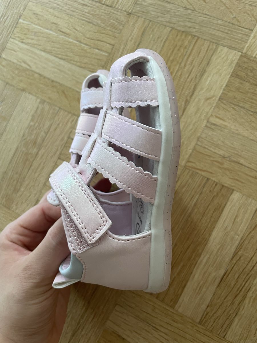 Schuhe für Mädchen: Mädchen Schuhe  – Neu (gemäss Beschreibung) aus Niederlenz von Plusia 1