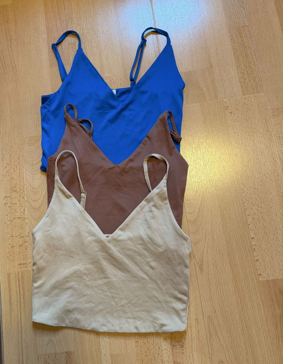 Lots de vêtements: Party Oberteile 7 Stück – D'occasion à Riehen par dku_s9gx 1