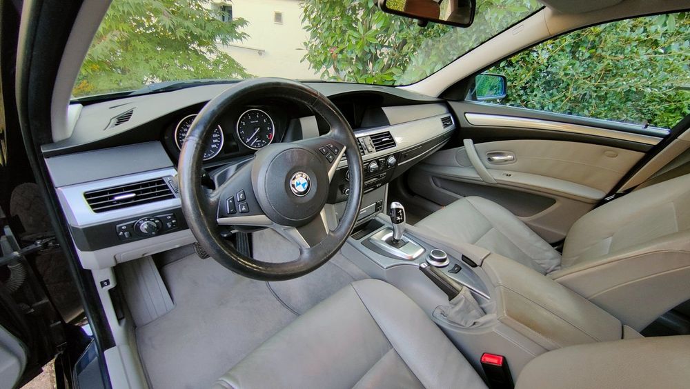 BMW 523i Steptronic - 190 PS