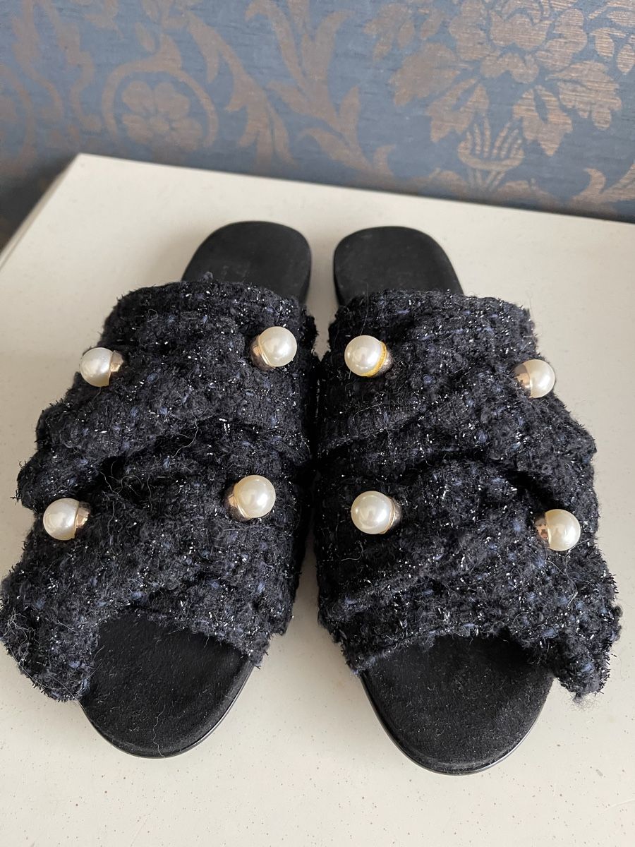 Kurt Geiger Scarpe da donna: Kurt Geiger Pantoletten Gr.41 – Usato da Stallikon venduto da BaumArt 1