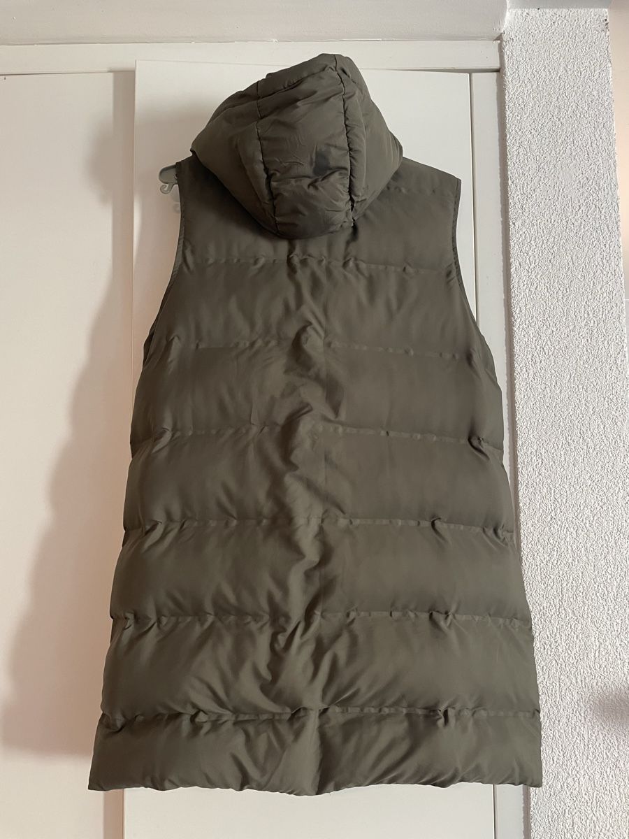 Zara Gilets: Khaki Puffer Gilet – Neuf (Voir description) à Roche VD par closetcleanse 4