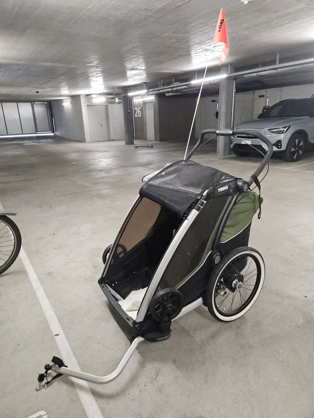 Thule Rimorchi: Velohanger Thule - 2Kinder – Usato da Zürich venduto da enricaa