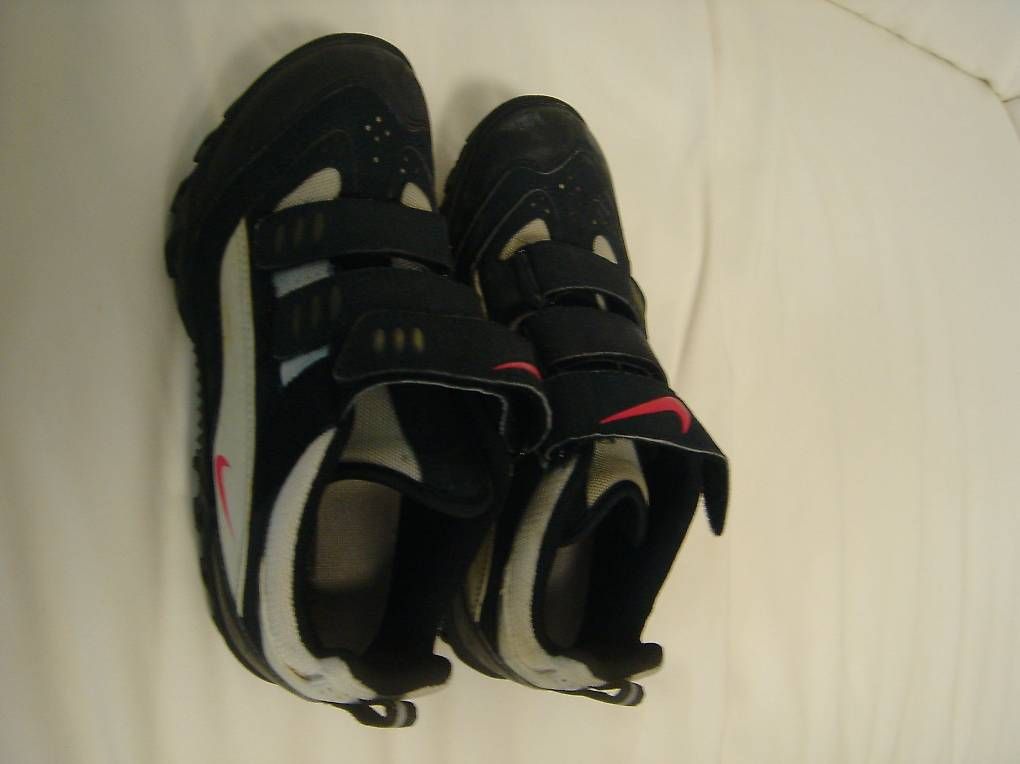 Nike Damenschuhe: Nike MTB Schuhe Grösse 37 Inkl. Cleats – Gebraucht aus Appenzell von Pilo 2