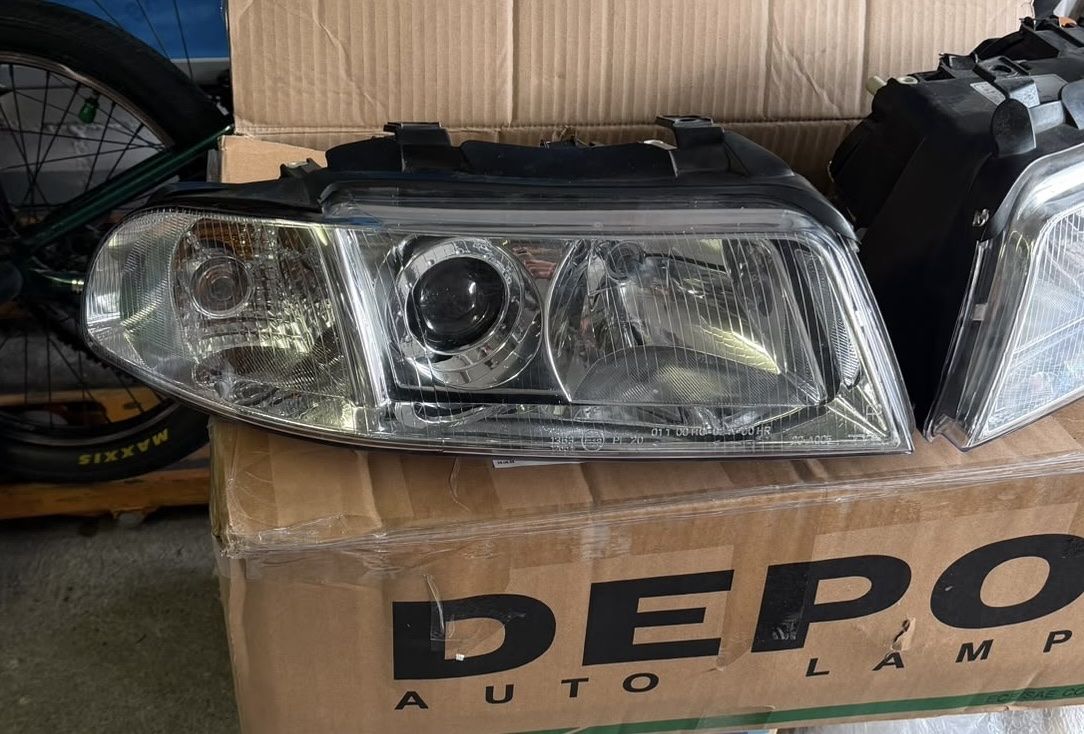 Audi Fari: Scheinwerfer Halogen LED Audi A4 B5 FL – Usato da Wettingen venduto da vpr_9gz6 3