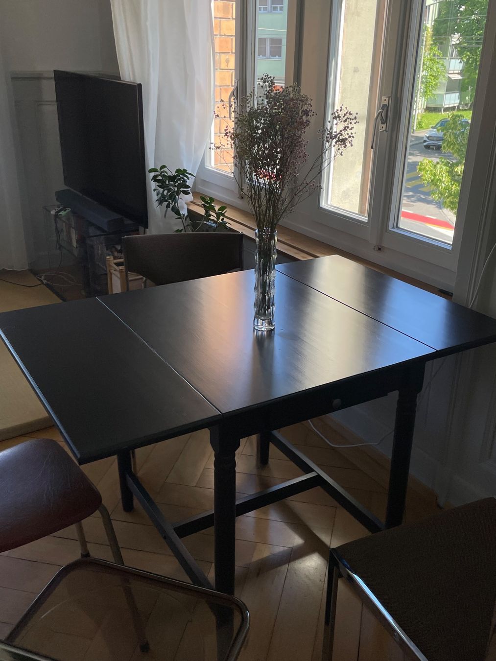 Ikea Tische: Klapptisch schwarz ausziehbar – Gebraucht aus Winterthur von LF1005 4