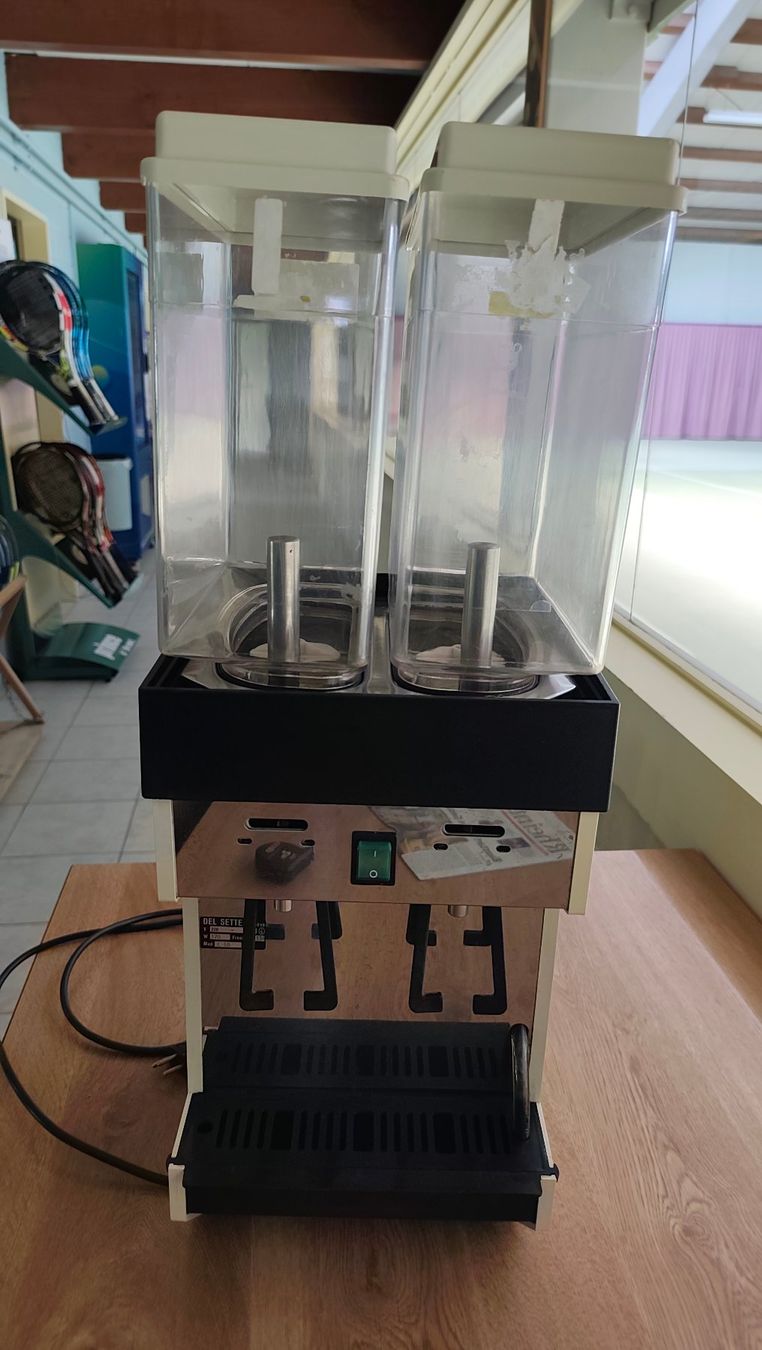 Toutes les machines: Eistee Maschine – D'occasion à Widnau par Eijuma