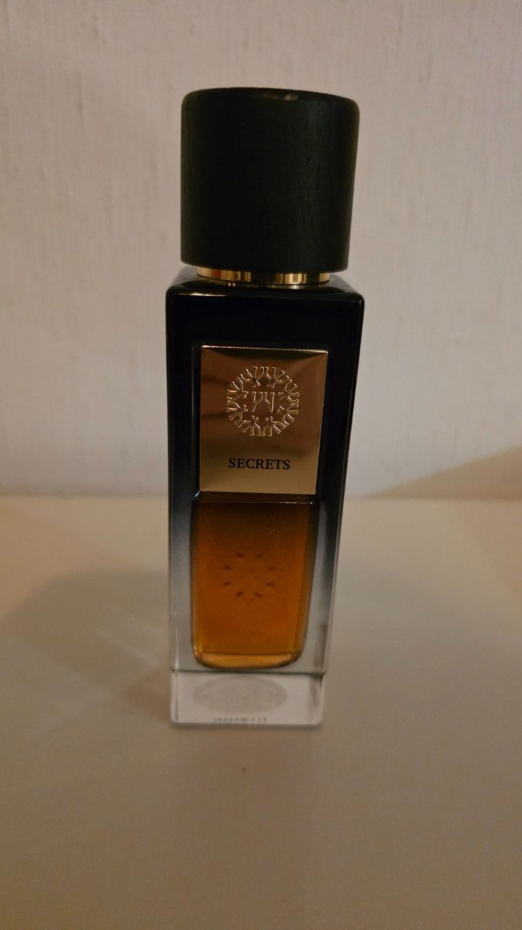 Parfum & Eau de Toilette: Secret - Natural 70/100ml – Gebraucht aus Lausanne von Andonia