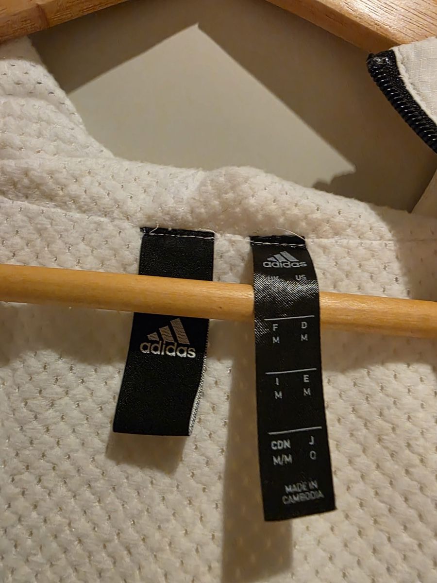 Adidas Jacken: Adidas Sportjacke – Gebraucht aus Zürich von Kawasaki_7 1