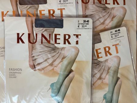 Strumpfhose KUNERT 30€