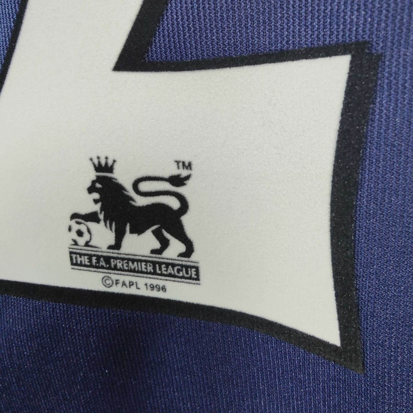Tottenham Canottiere & Pantaloni: Original 2000-01 Tottenham Away Trikot King – Usato da Martigny venduto da eternalpitch 4
