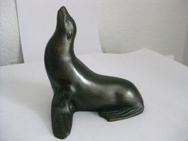 Bronzefigur Seelöwe, Nr. 2