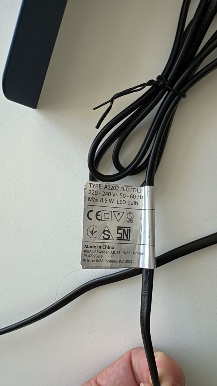 Ikea Lampade: Schicke blaue IKEA Flottiljus Tischlampe – Usato da Schaffhausen venduto da sil_5jz9 2