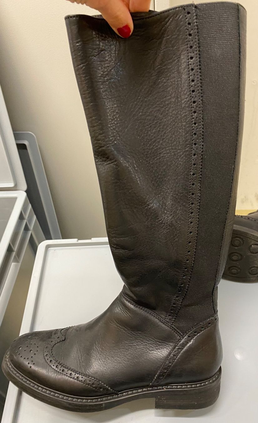 Scarpe da donna: Wunderschöne italienische Lederstiefel – Usato da Winterthur venduto da Ruby_3 1