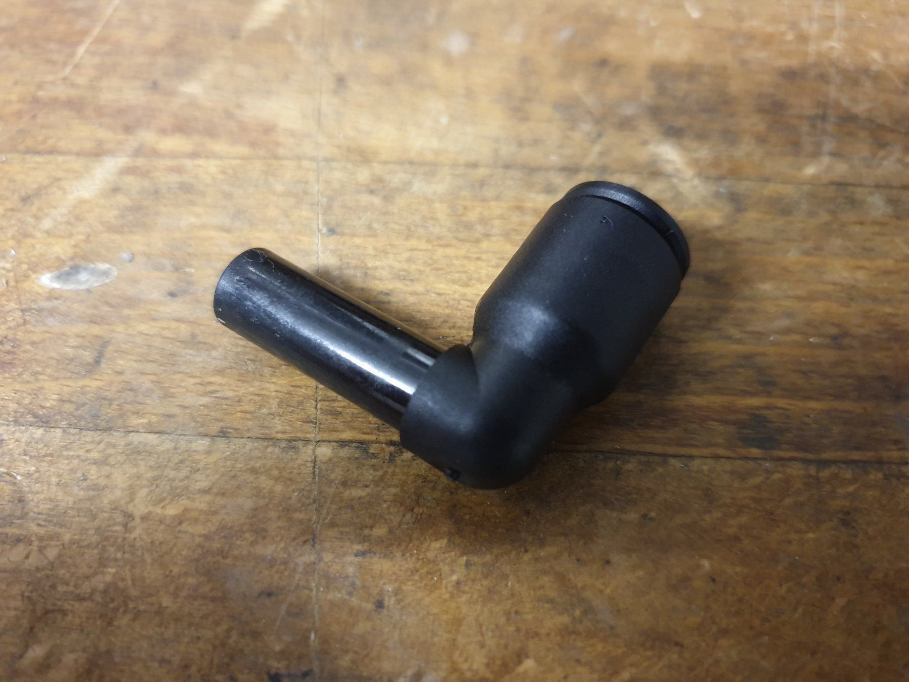 Tutti gli attrezzi: Legris Winkel 90 Grad 8mm 5/16 – Nuovo e nell'imballaggio originale da Langenthal venduto da Physycer0 1