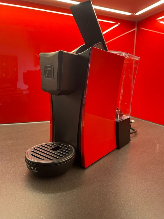 Machine à thé de Nestlé Spécial T (Neu (gemäss Beschreibung)) in Bienne ...
