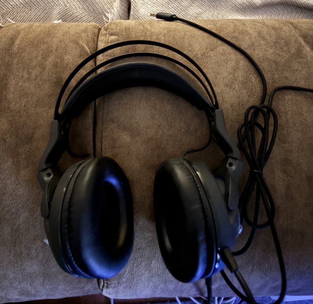 Roccat Cuffie: ROCCAT ELO 7.1 USB Headset – Nuovo (secondo la descrizione) da Le Grand-Saconnex venduto da johnny_ricard 2