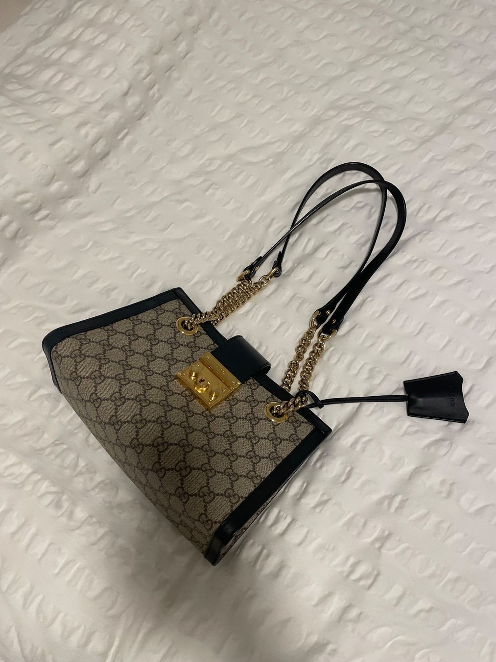 Gucci Borse: Padlock medium tote bag - black – Usato da Boniswil venduto da sin_wh8w 2