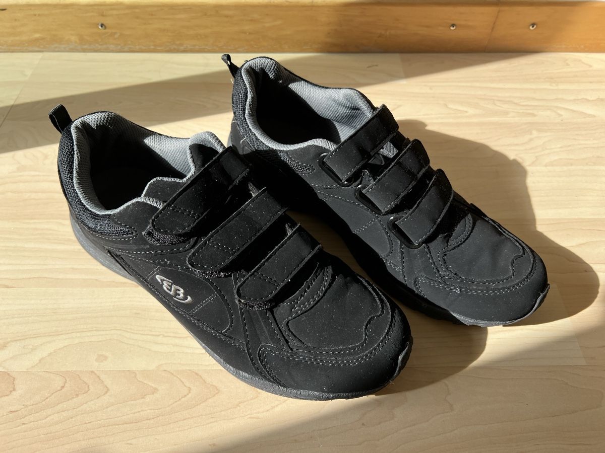 Scarpe da uomo: Sneakers Brütting Gr.42, schwarz – Nuovo (secondo la descrizione) da Siebnen venduto da dte_9kmw 2