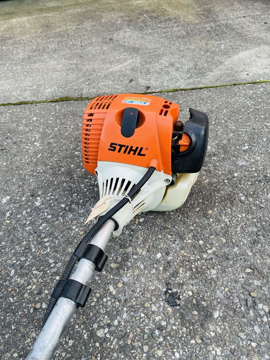 Stihl Tutti gli attrezzi: Rasentrimmer Stihl FS 100 – Usato da Würenlos venduto da Shop_Shop 2