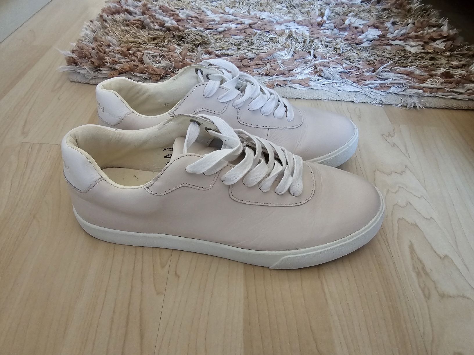 Marc Cain Scarpe da donna: Marc Cain Sneakers Gr.40 – Usato da Madiswil venduto da stam232