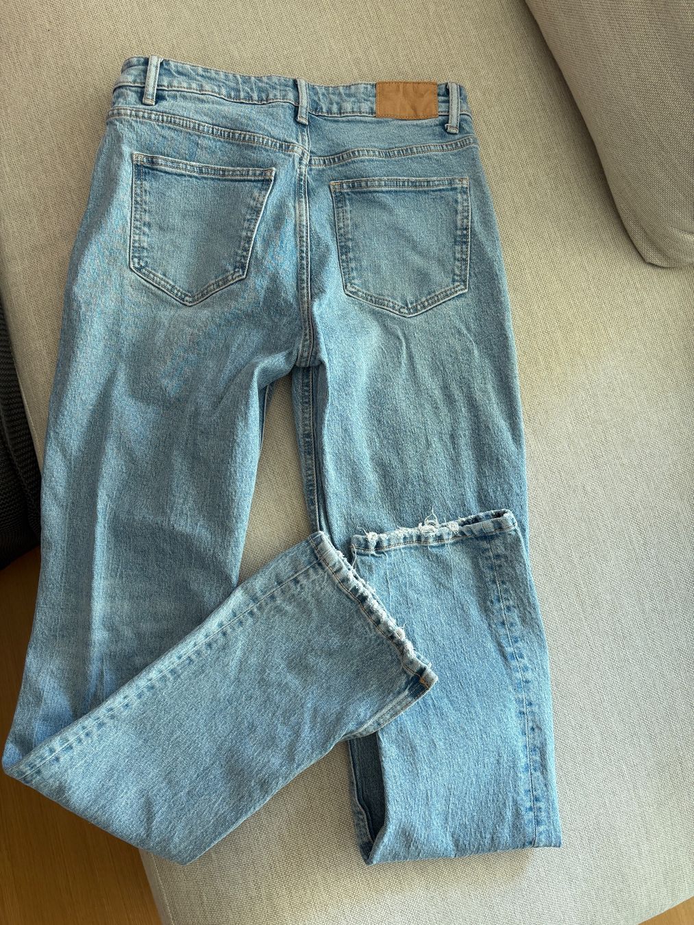 Zara Jeans: Jeans Zara Gr. 38 gebraucht – Gebraucht aus Wallisellen von olesyai 2