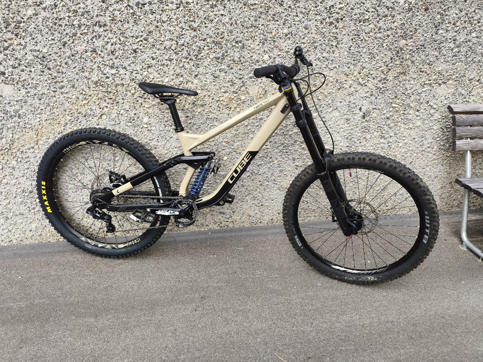 Cube Biciclette: MTB Cube Two15 Pro Grösse L  – Usato da Zürich venduto da luc_mf5d