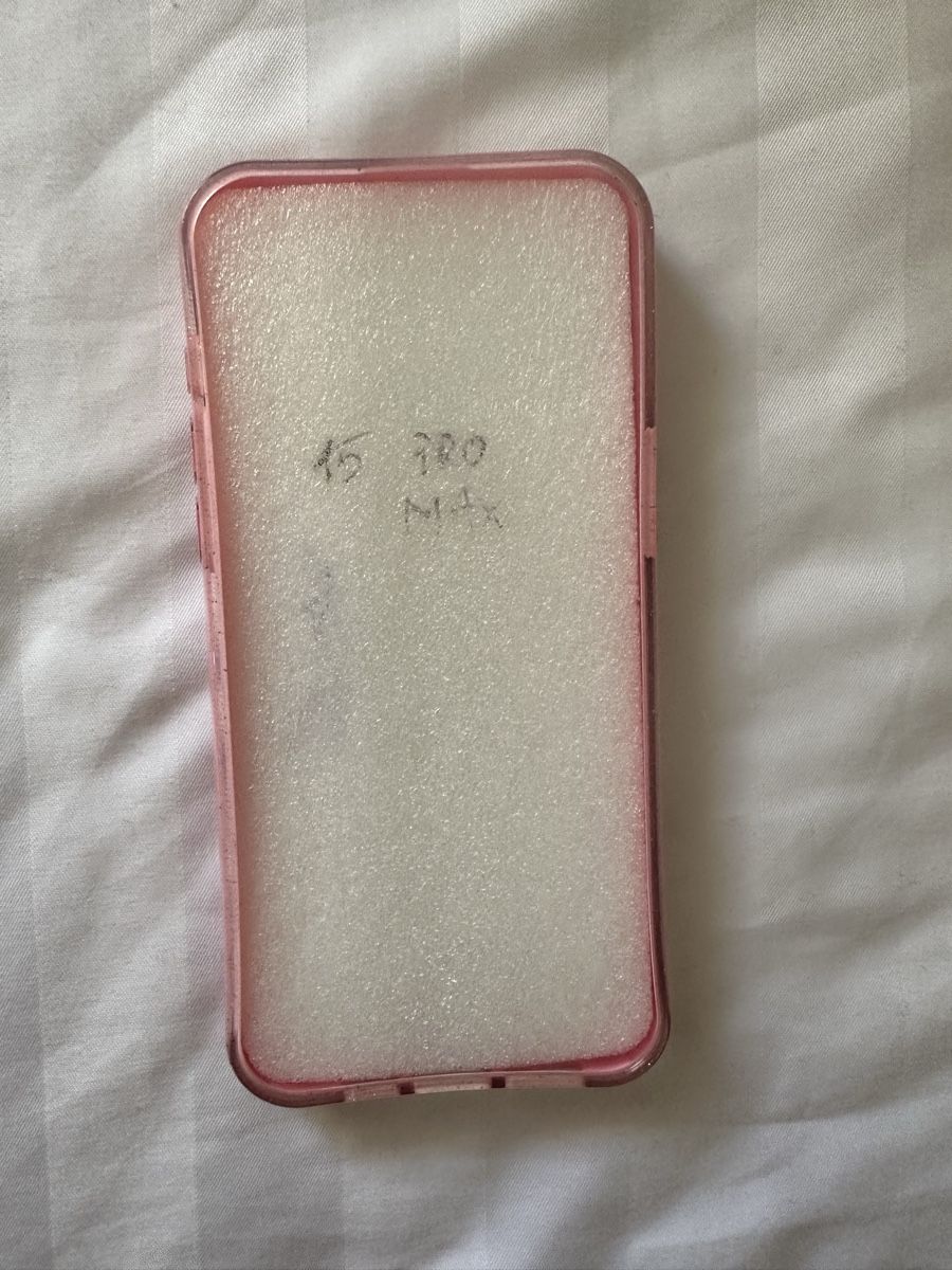 Cover & Protezioni schermo: iPhone 15 pro max Hulle – Nuovo (secondo la descrizione) da Luzern venduto da claiudiu 1