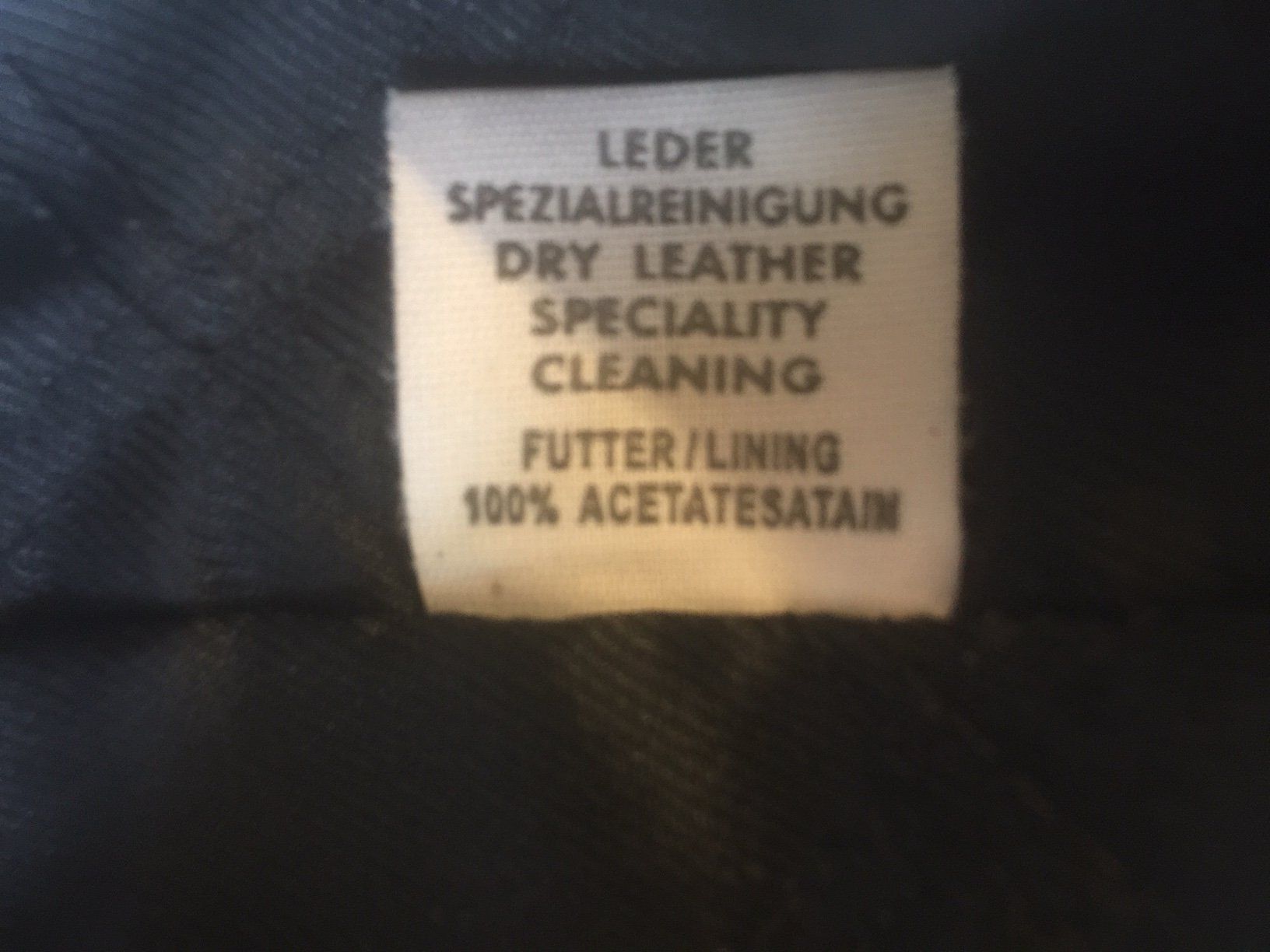 Cappotti: schöne Lederjacke/ Mantel schwarz Gr. 40 – Usato da Bolligen venduto da Astrophysiker06 7