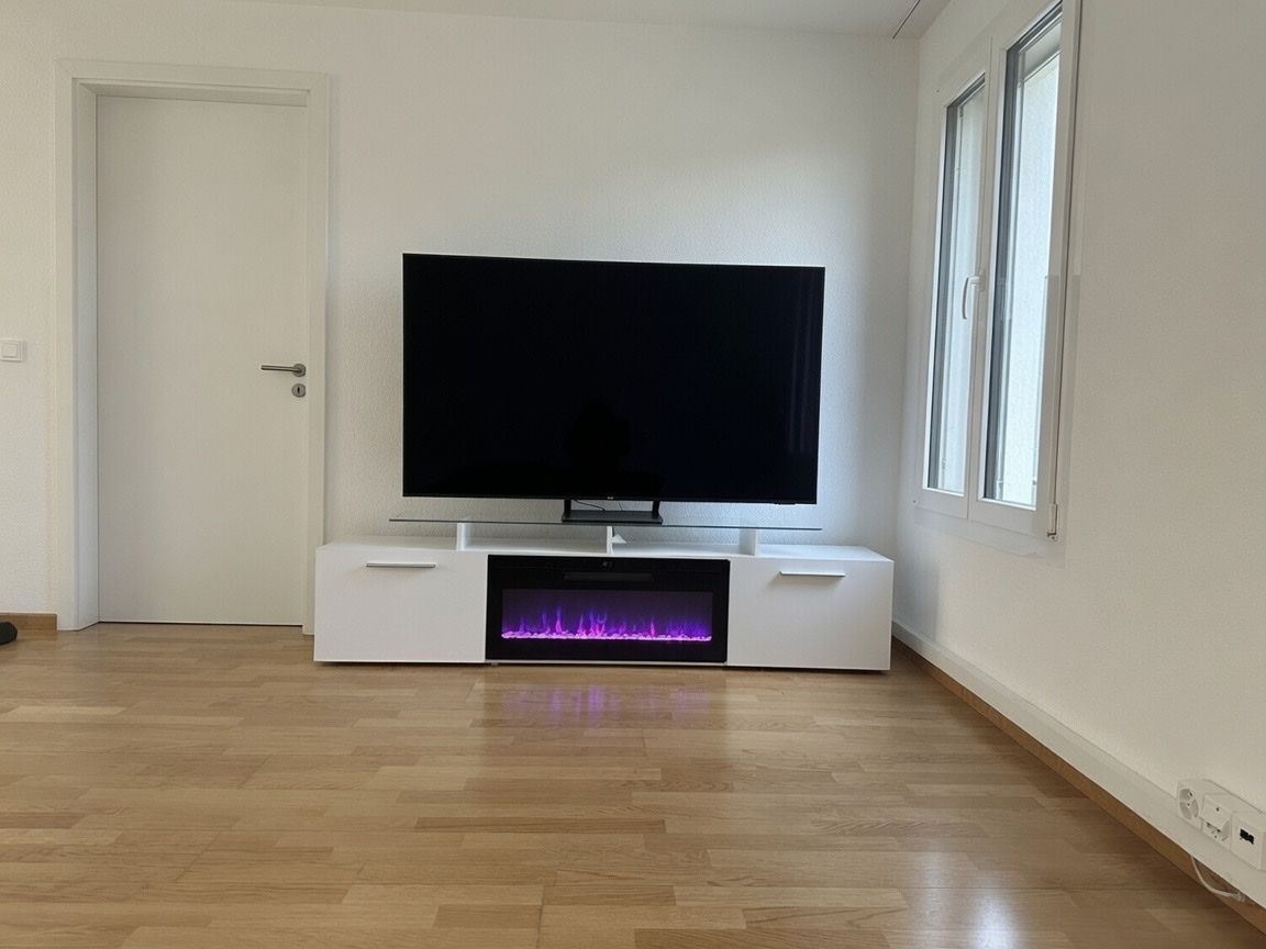 TV Möbel: TV Möbel mit Kamin (inkl. Heizfunktion) – Neu (gemäss Beschreibung) aus Bazenheid von nik_nf8z