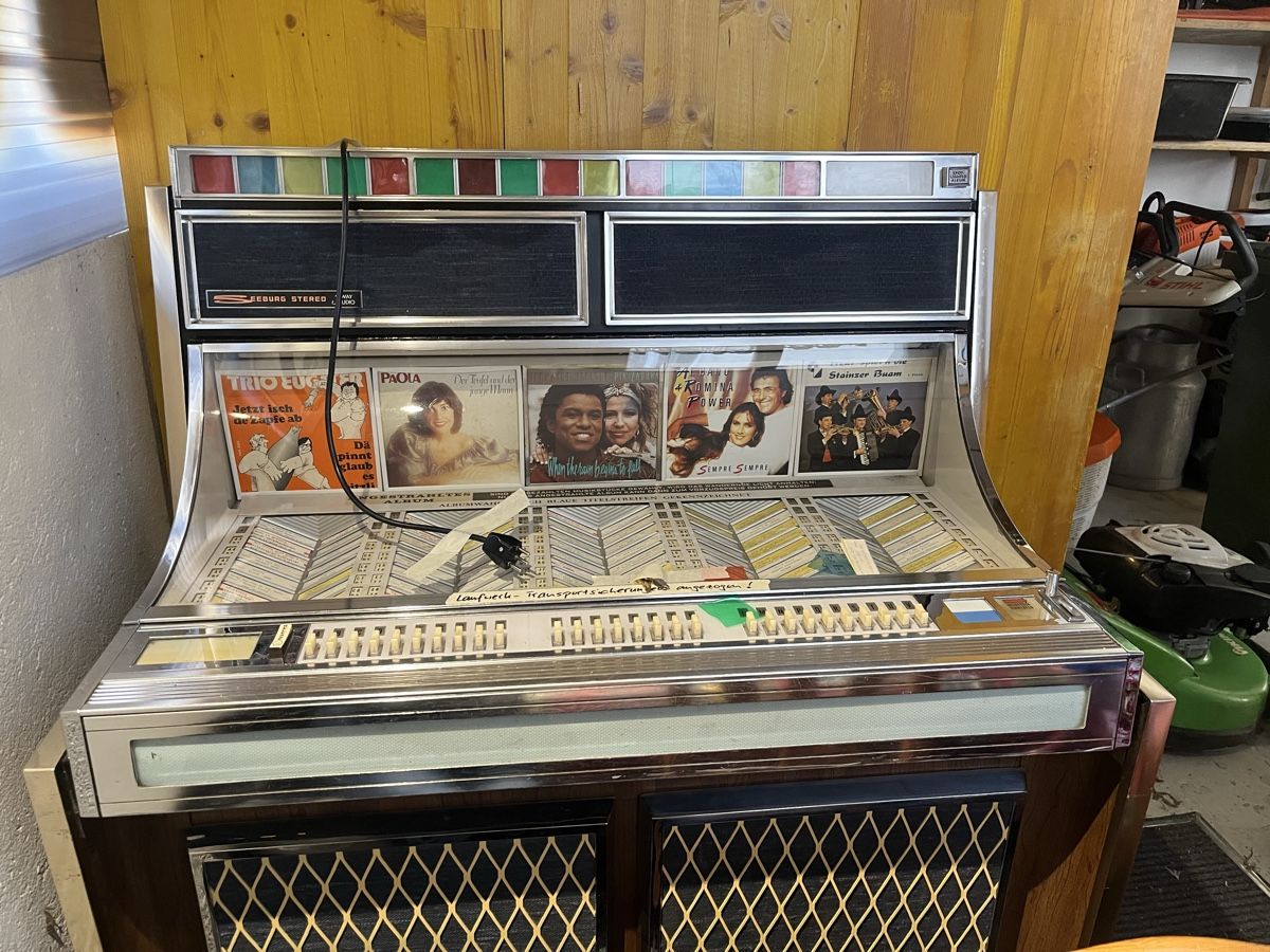 Seeburg Jukebox: Seeburg Musikbox – Usato da Zürich venduto da nana_1989