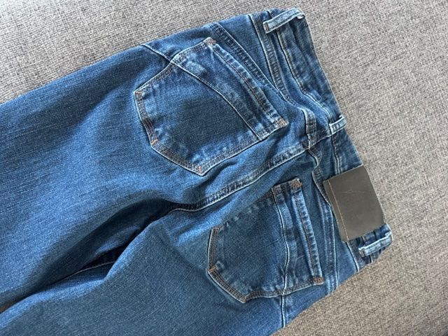 Sportmax Jeans: JEANS VON SPORTMAX – Usato da Wädenswil venduto da MANU2222 2