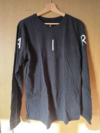Air Jordan Sweatshirt L