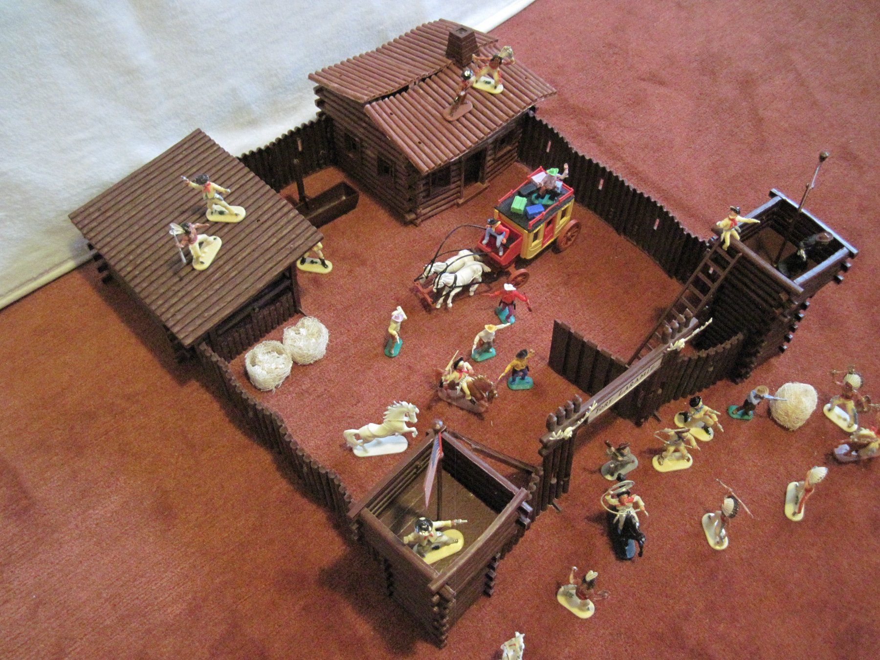 Giocattoli: Fort Laramie Western – Usato da Feuerthalen venduto da mam_5l7b 5