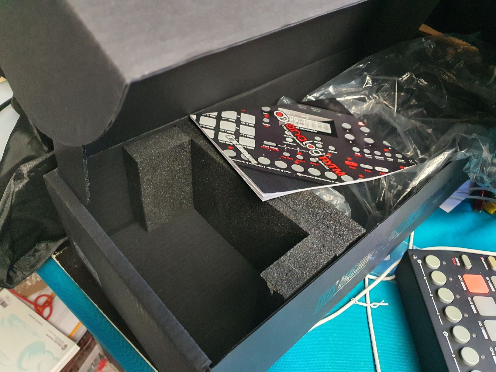 Elektron Strumenti musicali: Elektron Analog Rytm MK1 Drumcomputer - Top Zustand! – Usato da Muri AG venduto da Jeromia 3