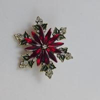 Rote Schneeflocken Brosche – weihnachtlich    690