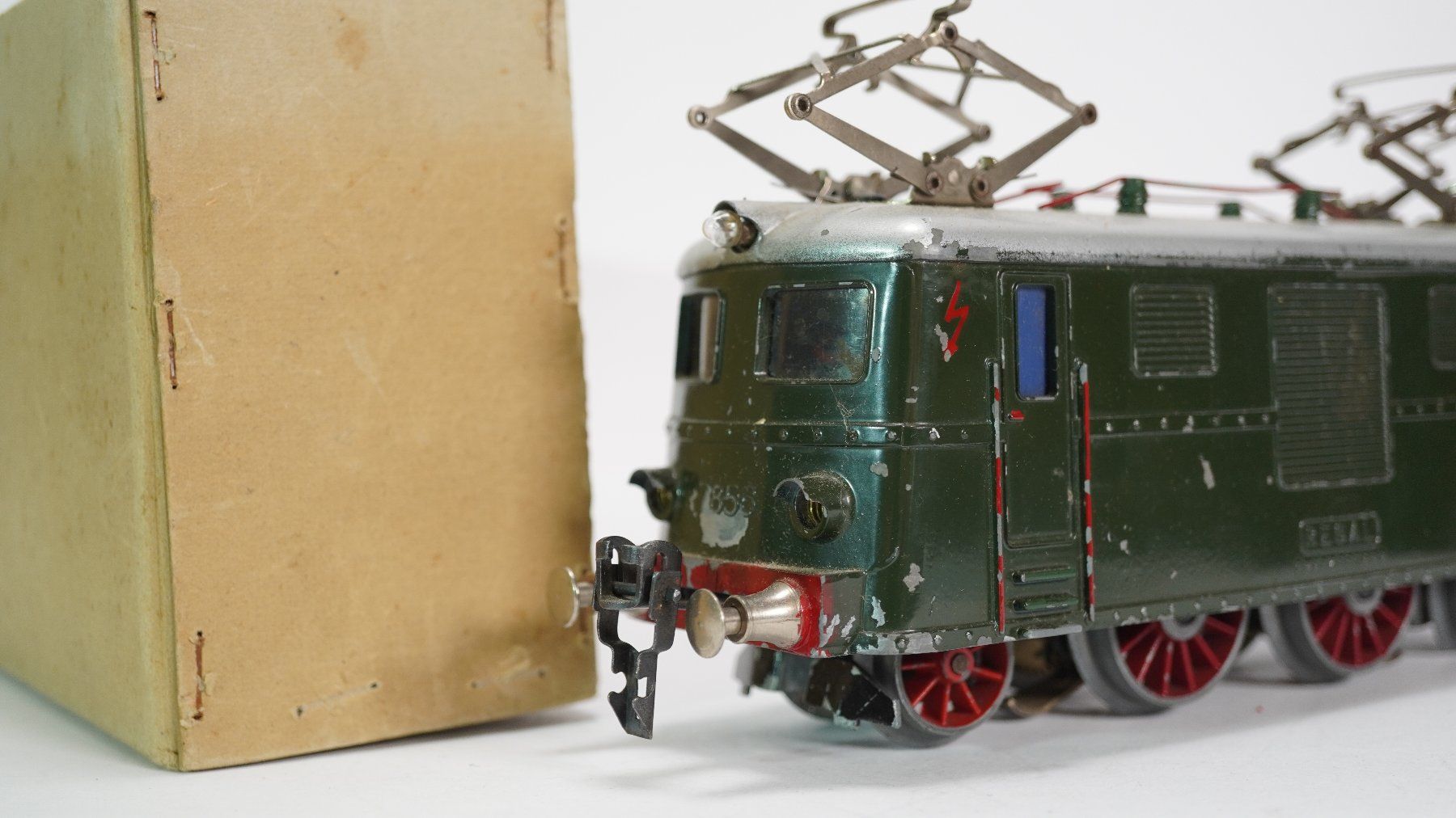 Modellini di ferrovie: e44 Resal 7556 E-Lok grün mit OVP – Usato da Thun venduto da evinka_gmbh