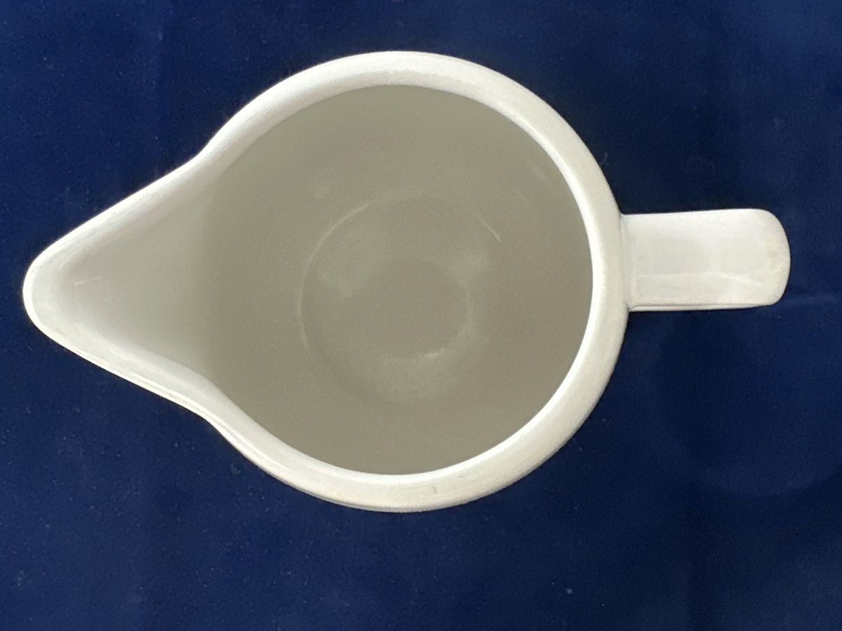 Rössler Caraffe: Rössler - Milchkännchen weiss 0.65L  – Usato da Zürich venduto da Chaeffeler 2