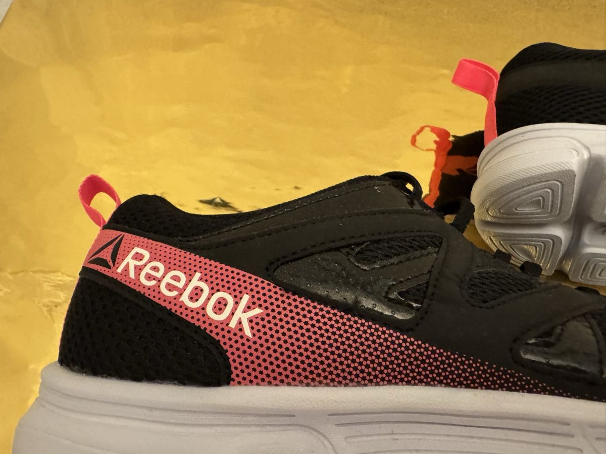 Reebok Herrenschuhe: Reebok Sportschuhe Gr. 40.5 – Neu (gemäss Beschreibung) aus Lachen SZ von artbyblondangel 2