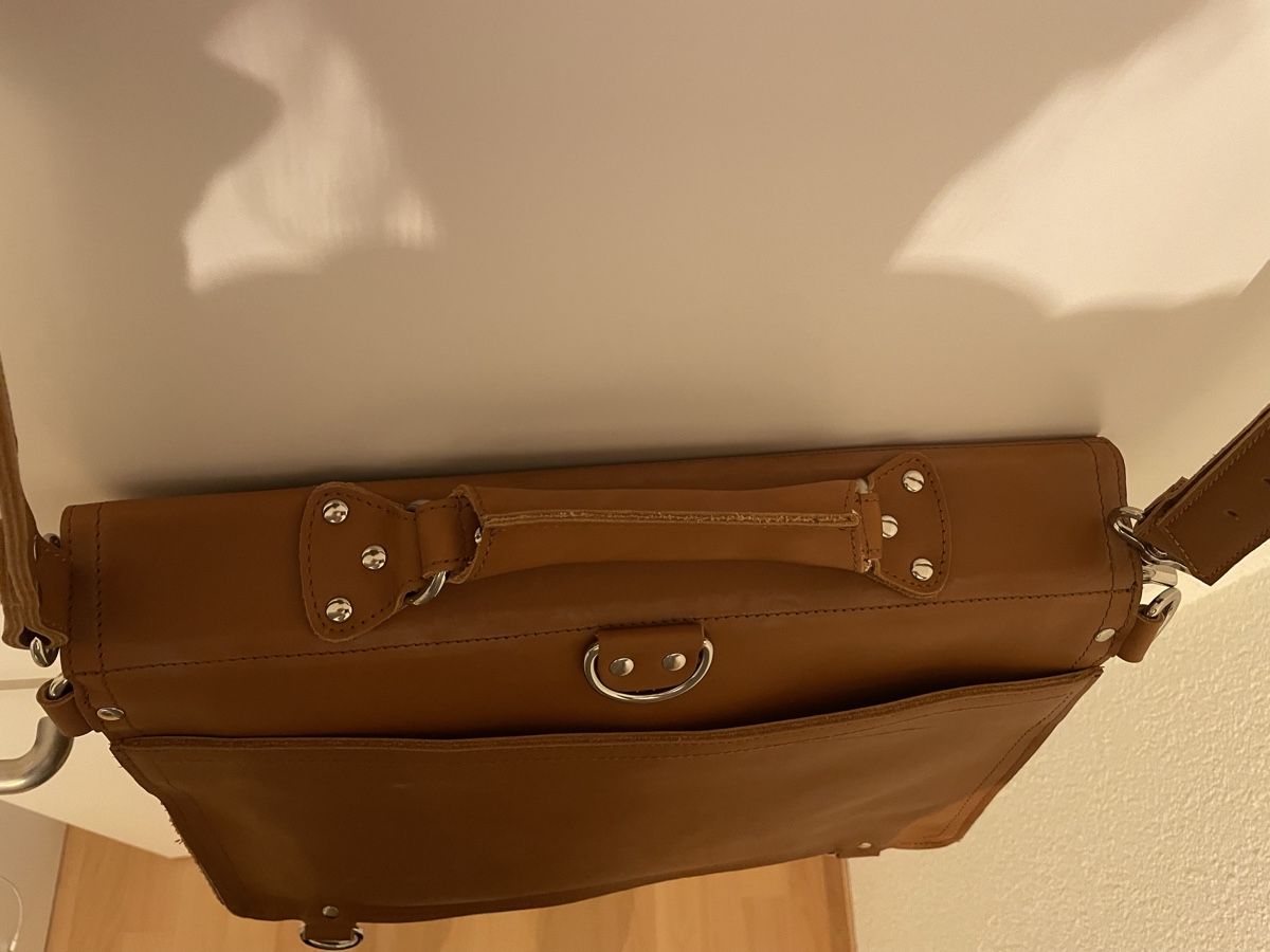 Borse: Leather Messenger Bag - Excellent Condition – Nuovo (secondo la descrizione) da Baar venduto da spr_5byk 4