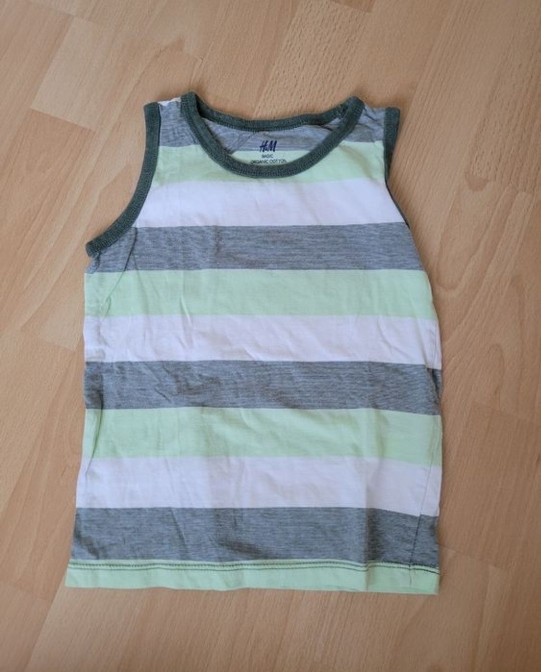 Camicie, T-shirt & Polo: T-Shirt gr. 110/116 – Usato da Inwil venduto da Flower2325