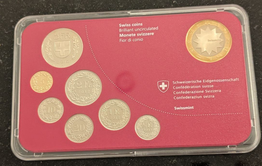 Tutti le monete: Münzsatz Baby 2012 stgl – Nuovo (secondo la descrizione) da Arch venduto da moneyswiss 2