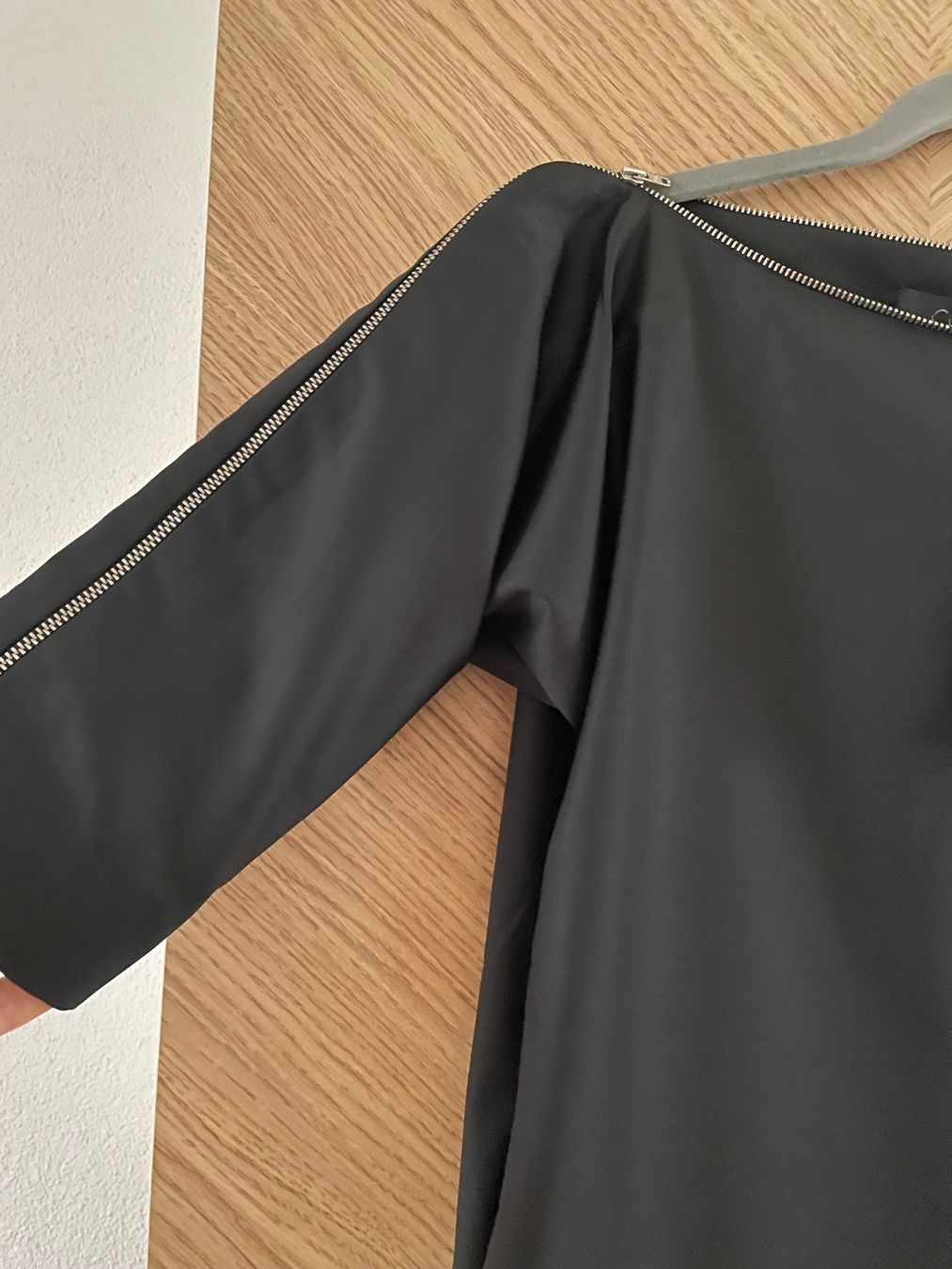Cos Vestiti: Neu Cos Kleid – Nuovo e nell'imballaggio originale da Felben-Wellhausen venduto da begean 2