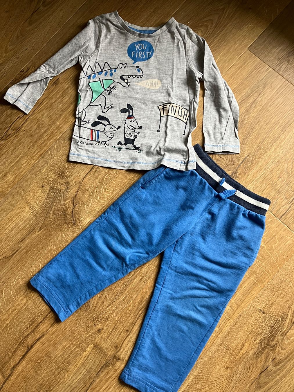 Mayoral Kleiderpakete & -sets: Mayoral Trousers & Top 2Yrs 92cm – Gebraucht aus Brugg AG von Magna3