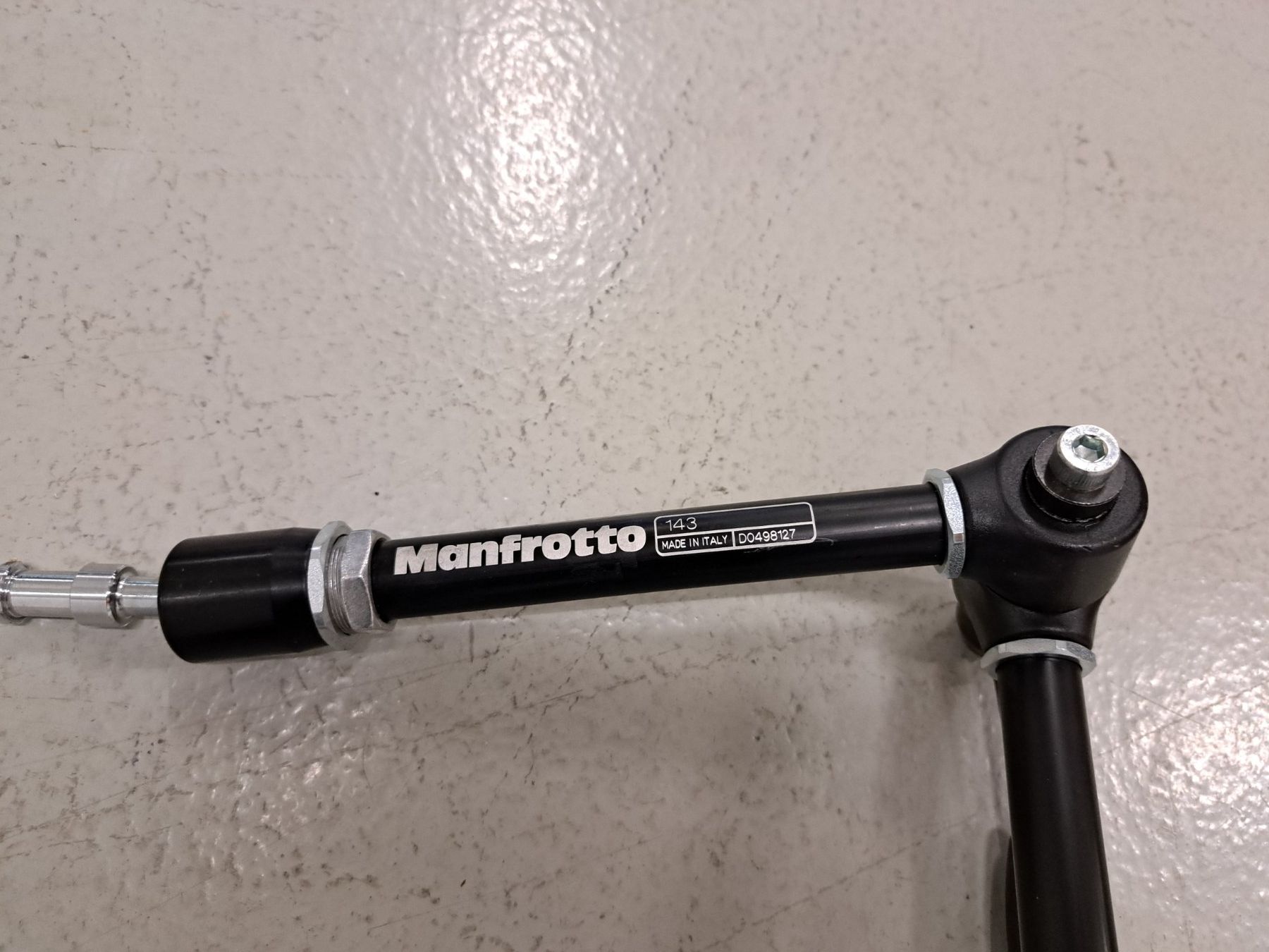 Manfrotto Altri Accessori: Magic Arm Manfrotto MA143 dreiteilig – Usato da Embrach venduto da lichttechnik 9