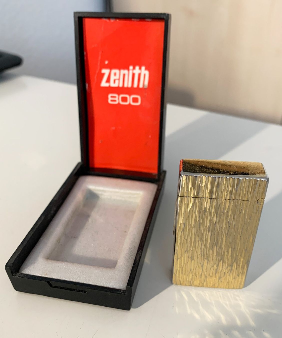 Zenith Accendini: Zenith Feuerzeug No. 800 – Usato da Volketswil venduto da Nala11111
