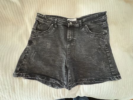 Damen Shorts Gr. L